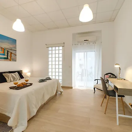 Loft Con Terraza Junto A Torres De Quart Διαμέρισμα